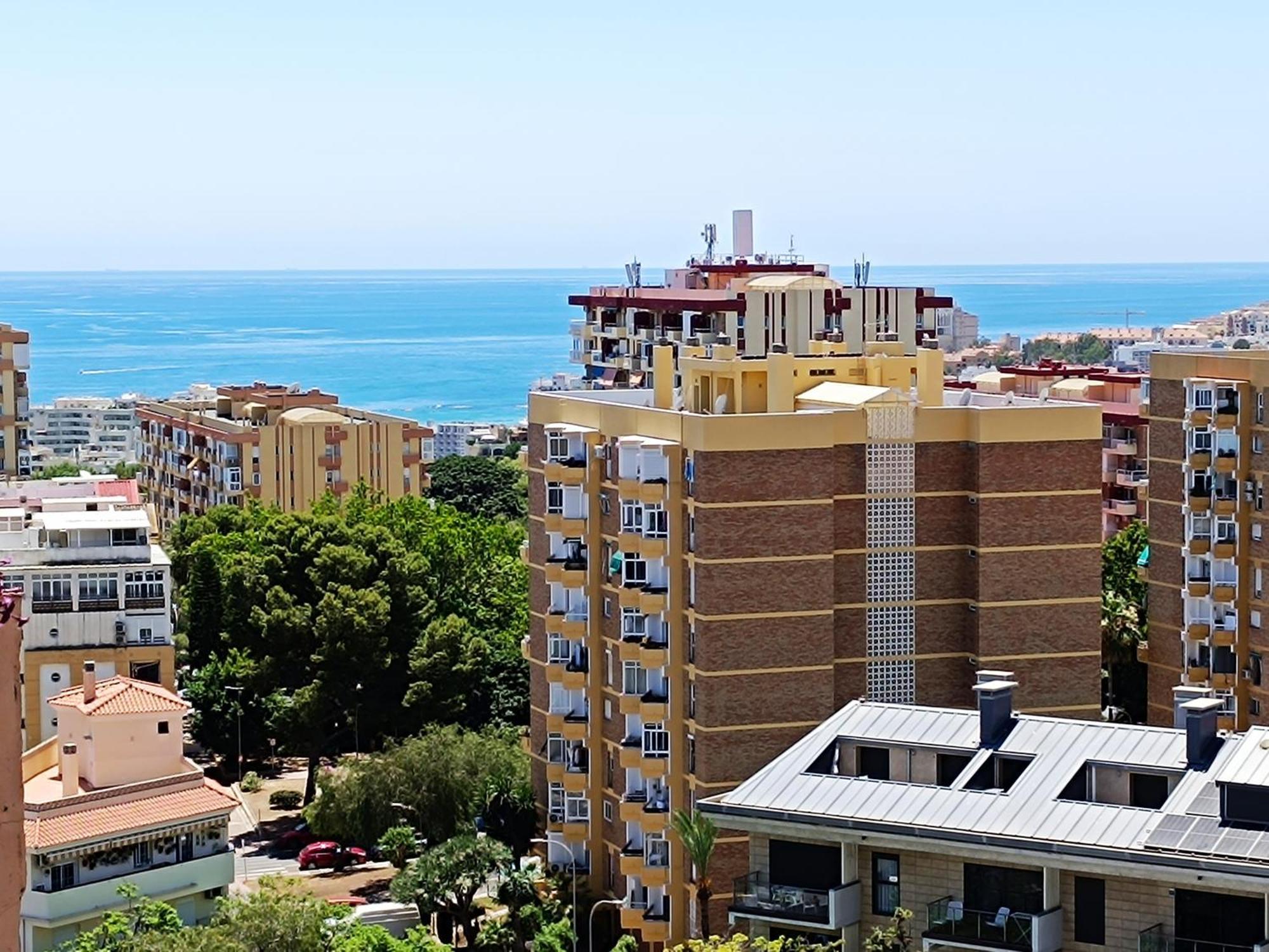 Attico Acuario, 2 Bathrooms Top Floor Appartment With Sea And Mountain Views Benalmádena Exterior foto